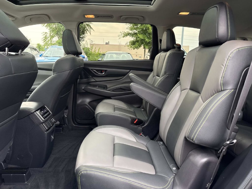 Used 2023 Subaru Ascent Onyx Edition AWD/4WD image 11