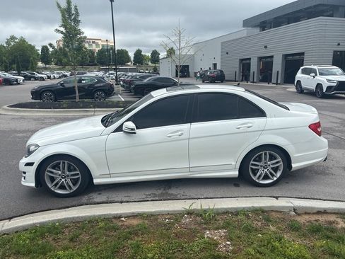 Used 2013 Mercedes-Benz C 300 4MATIC Sedan image 5