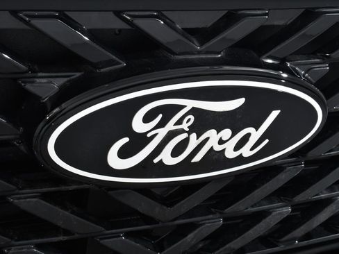 New 2025 Ford Maverick XLT w/ Equipment Group 301A image 20