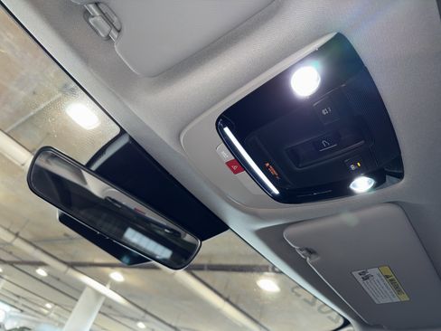 Used 2023 Kia Sportage SX Prestige image 31