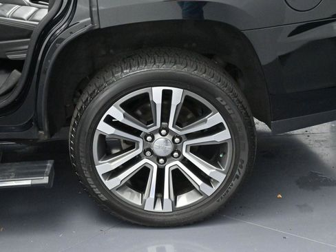 Used 2020 GMC Yukon Denali w/ Denali Premium Package image 43