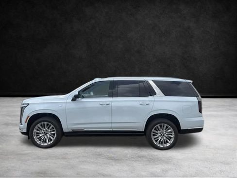 Certified 2026 Cadillac Escalade Luxury w/ LPO, Floor Liner Package image 7