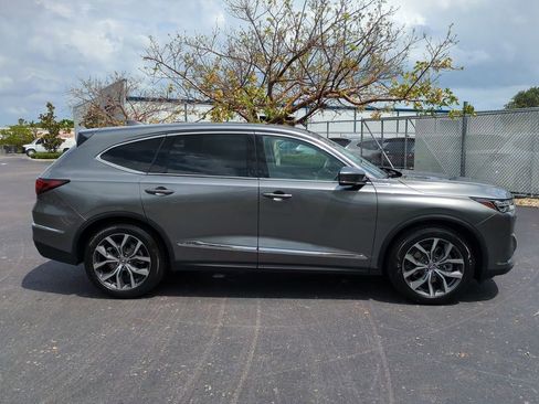 Certified 2024 Acura MDX FWD w/ Technology Package image 3