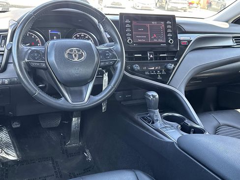 Used 2024 Toyota Camry SE FWD image 8
