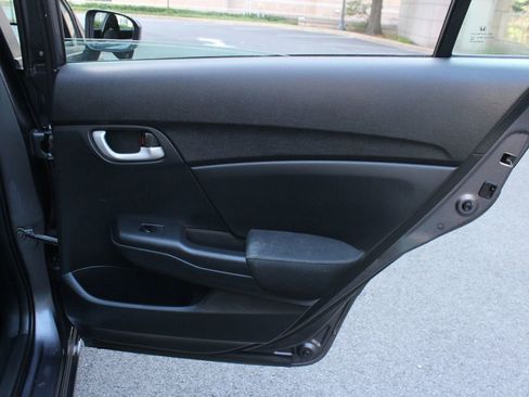 Used 2015 Honda Civic SE image 22