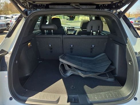 Used 2023 Chevrolet TrailBlazer RS w/ Sun and Liftgate Package image 13