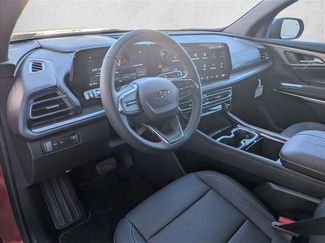 New 2026 Chevrolet Traverse LT w/ Midnight/Sport Edition video 3