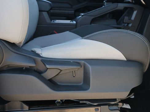 Used 2024 Toyota Tacoma TRD Sport image 31