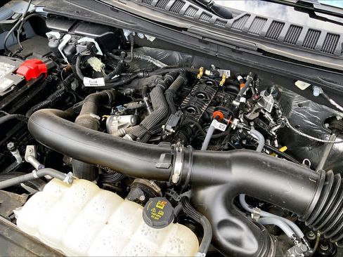 Used 2025 Ford Expedition Active RWD image 35