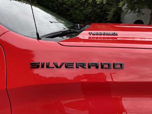 Used 2026 Chevrolet Silverado 1500 Custom w/ Turbomax Blackout Package AWD/4WD image 37