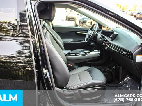 Used 2025 Kia EV6 Light w/ Light LR Technology Package RWD image 20