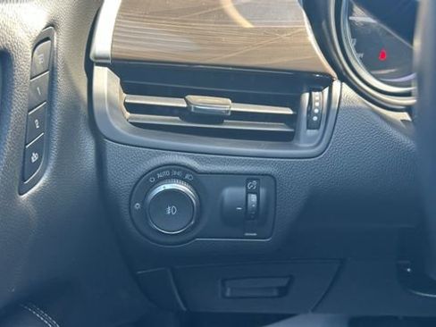 Used 2020 Buick Envision Essence AWD/4WD image 21