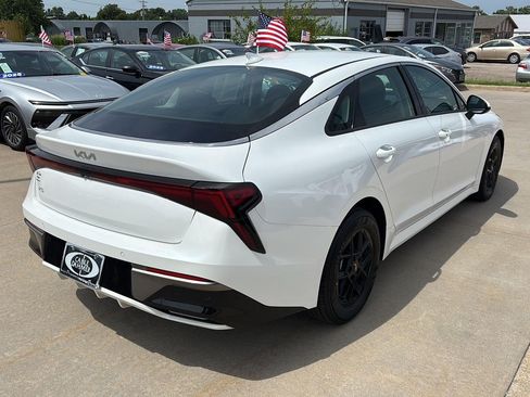 Used 2025 Kia K5 LXS FWD image 6