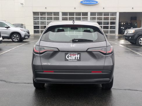 Used 2025 Honda HR-V LX image 7
