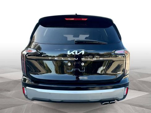 Certified 2023 Kia Telluride SX image 7