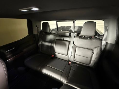 Used 2019 GMC Sierra 1500 SLT w/ SLT Premium Plus Package AWD/4WD image 35