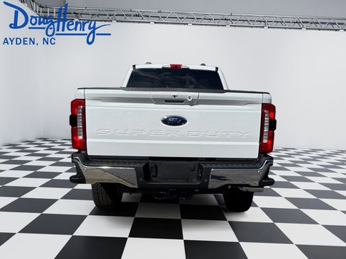 New 2025 Ford F250 Lariat w/ Lariat Ultimate Package image 4
