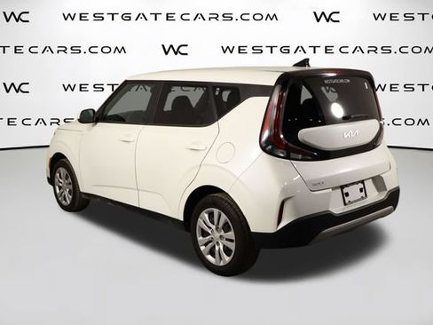 Used 2023 Kia Soul LX FWD image 41