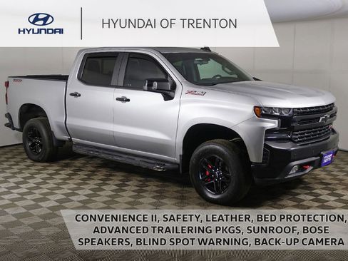 Used 2021 Chevrolet Silverado 1500 LT Trail Boss w/ Convenience Package II AWD/4WD image 1