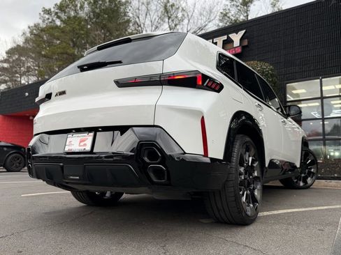 Used 2023 BMW XM image 13