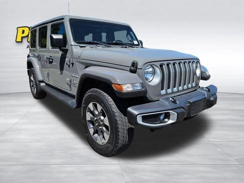 Used 2021 Jeep Wrangler Unlimited Sahara w/ Uconnect 4C Nav & Sound Group AWD/4WD image 6