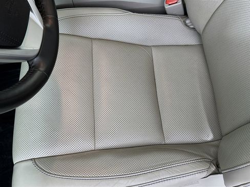 Used 2019 Toyota Highlander Limited Platinum AWD/4WD image 20