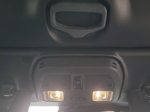 Used 2024 Ford Mustang GT Premium image 19