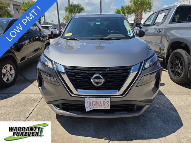 Used 2023 Nissan Rogue S FWD image 2