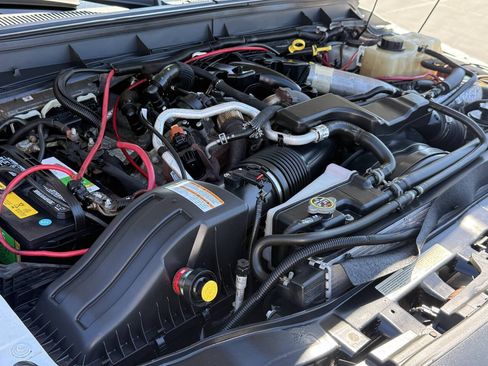 Used 2015 Ford F350 XL w/ Power Equipment Group AWD/4WD image 11