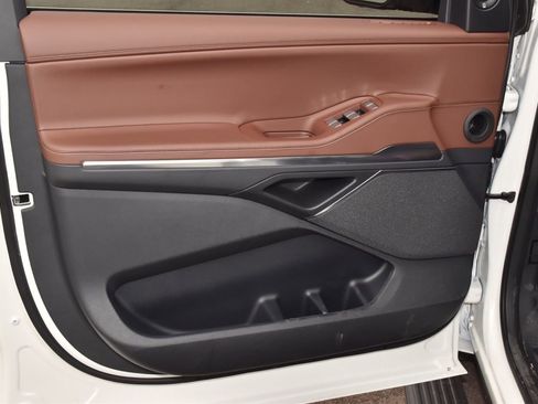 New 2026 Lincoln Navigator Reserve AWD/4WD image 68