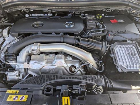 Used 2025 Mercedes-Benz GLA 250 image 22