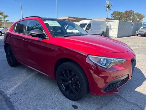 Used 2020 Alfa Romeo Stelvio Sport w/ Quick Order Package 22K Sport RWD image 3