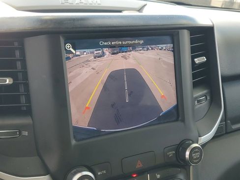 Used 2019 RAM 2500 Big Horn image 23