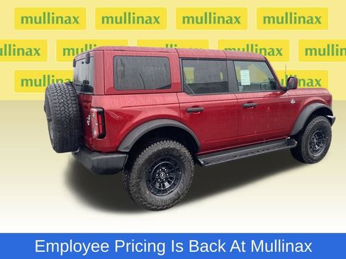 New 2026 Ford Bronco Outer Banks w/ Sasquatch Package AWD/4WD image 3