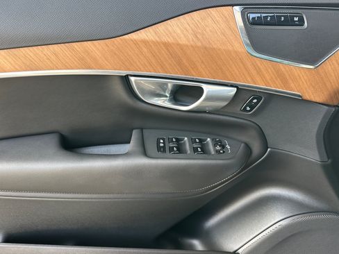 Certified 2024 Volvo XC90 B5 Plus AWD/4WD image 11