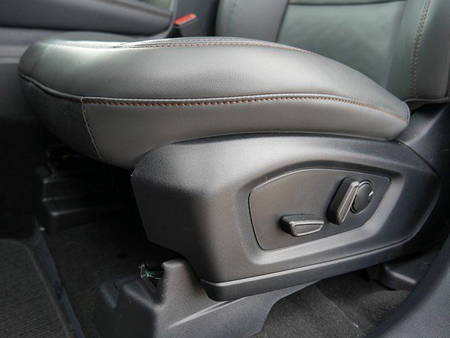 New 2026 Ford Explorer Active w/ Active Comfort Package AWD/4WD image 12