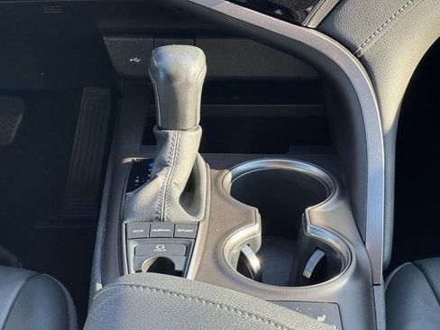 Used 2023 Toyota Camry XSE image 14