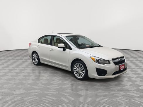 Used 2014 Subaru Impreza 2.0i Premium image 25