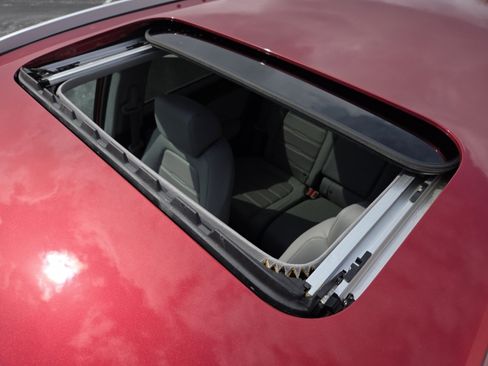 Certified 2022 Honda CR-V Touring image 4