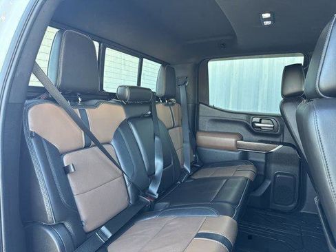 Used 2019 Chevrolet Silverado 1500 High Country w/ Technology Package image 65