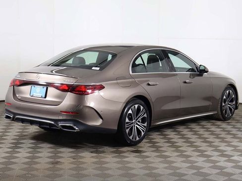 Used 2025 Mercedes-Benz E 450 4MATIC Sedan w/ Multicontour Seating Package image 13