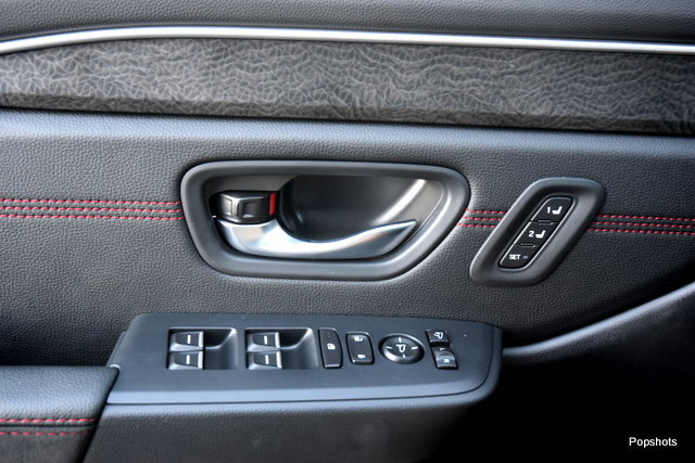 New 2026 Honda Pilot Black Edition image 5