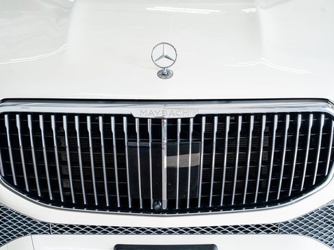 Used 2021 Mercedes-Benz Maybach GLS 600 Maybach GLS 600 image 16