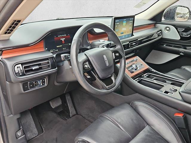 Used 2024 Lincoln Aviator Reserve w/ Equipment Group 201A AWD/4WD image 10