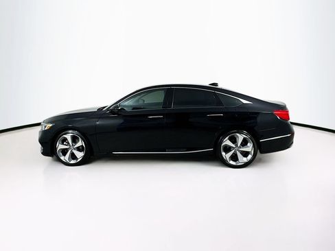 Used 2018 Honda Accord Touring image 4