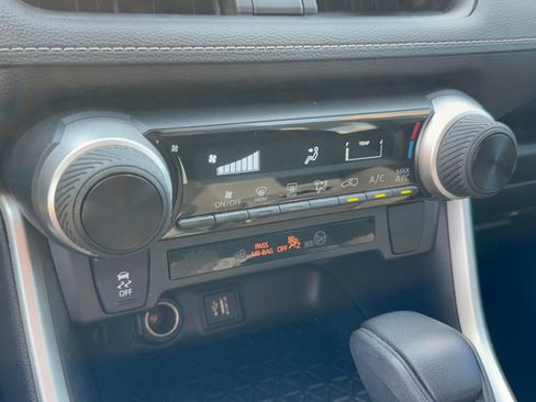Used 2023 Toyota RAV4 LE FWD image 22
