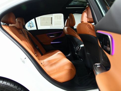 Used 2023 Mercedes-Benz C 300 Sedan image 25