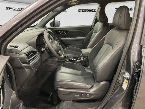 Certified 2026 Subaru Forester Touring AWD/4WD image 6