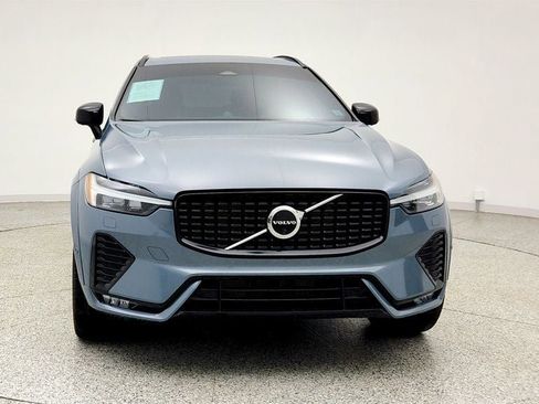 Used 2023 Volvo XC60 B6 Ultimate w/ Protection Package Premier AWD/4WD image 2