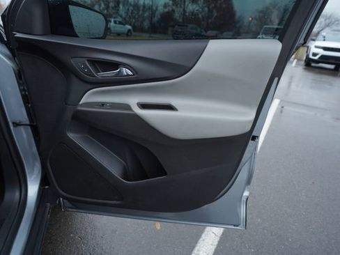 Used 2024 Chevrolet Equinox LS w/ Sport Edition image 21